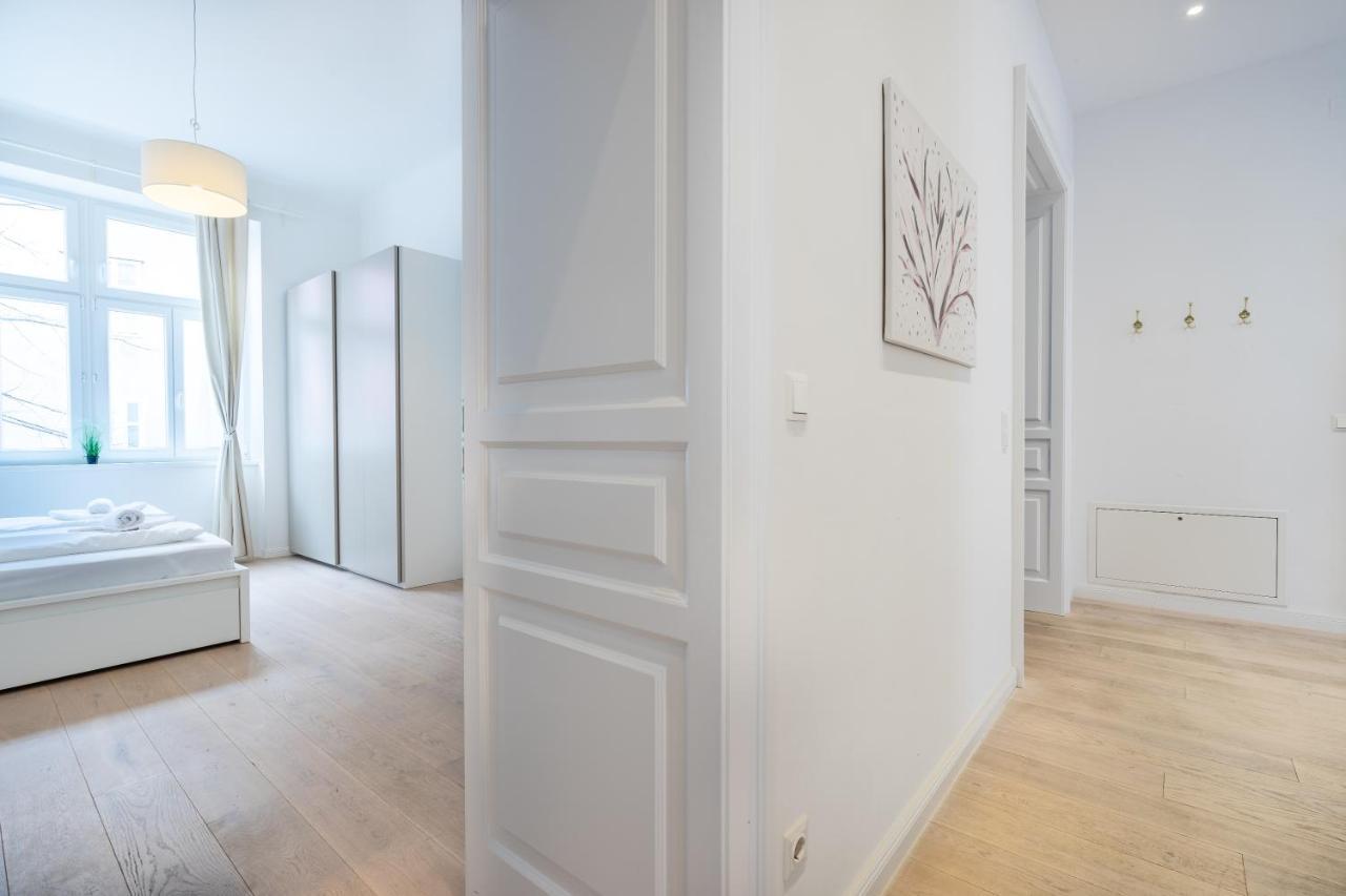 Modernes Apartment Im Charmanten Cottage Viertel Wenen Buitenkant foto